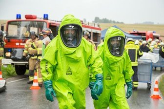 Gefahrgutunfall in Stollberg - Feuerwehren proben den Ernstfall -