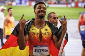 Gefeiert wird auch mit der Oma: Gebürtiger Sachse Leo Neugebauer überglücklich mit Olympia-Silber - Silber in Paris: Zehnkämpfer Leo Neugebauer.