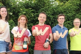 Gegen das Einrosten gelaufen - Haben gewonnen: Marie Lux, Rothenkirchen (2. Platz), Annett Große, Lengenfeld (1. Platz), Mirko Behrendt, Reichenbach (1. Platz), Kevin Meichsner, Unterheinsdorf (2. Platz), Rene Weigel, Lengenfeld (3. Platz). Es fehlt: Susanne Scharf, Zwickau (3.Platz). 