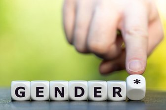 Gegenwind für Binnen-I und Gendersternchen im Vogtland - Ist die geschlechterneutrale Sprache im Sinne der Gleichberechtigung erforderlich, oder ist sie ein ideologisch motivierter Irrweg? Die Debatte wird auch im Vogtland scharf geführt. 