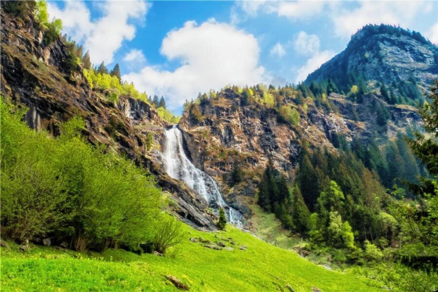 Geheimtipp Pflerschtal - So schön kann die "Hölle" sein: Der Pflerscher Wasserfall ist ein beliebtes Wanderziel.
