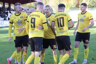 Geht der VfB Auerbach in der Fußball-Oberliga den nächsten Schritt? - Dürfen die Auerbacher Oberligakicker auch am Samstag wieder feiern?