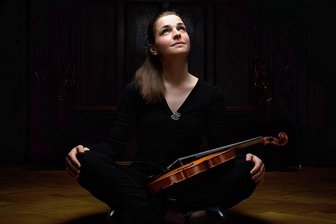 Geigerin Charlotte Thiele - ein bekanntes Gesicht eröffnet den Augustusburger Musiksommer - Charlotte Thiele gastiert im Juni mehrfach beim Augustusburger Musiksommer.