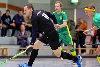 "Gekämpft wie die Löwen" - Der Meeraner Stürmer Peter Köhnen lief seinen Gegenspielern nicht nur regelmäßig davon, sondern steuerte auch zwei Treffer zum 6:4-Sieg des Motor-Teams gegen den Tresenwalder HC bei.
