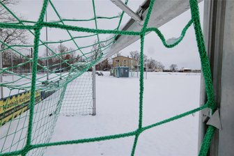 Geldregen für Dorfverein: FSV 1990 Dennheritz knackt Spendenmarke von 20.000 Euro vorzeitig - Auf dem Sportplatz des FSV 1990 Dennheritz ist Winterpause. Im nächsten Jahr können hier mehr Angebote unterbreitet werden.