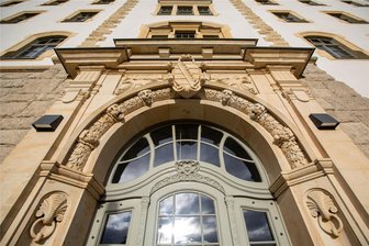 Geldsegen aus Ministerium: Berufsakademie Plauen kann KI-Institut aufbauen - Die BA in Plauen soll ein Institut für Künstliche Intelligenz aufbauen.