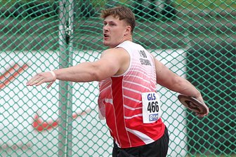 Gelenauer jubelt beim Europacup im Diskuswurf - Ließ in Portugal die gesamte U-23-Konkurrenz hinter sich: Steven Richter.