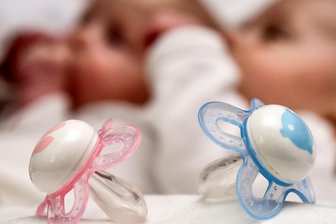 Gemeinde im Erzgebirge kämpft mit zurückgehender Einwohnerzahl - In Zschorlau pegelt sich die Zahl der Geburten pro Jahr auf 20 Kinder ein.