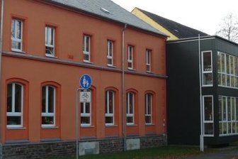 Gemeinde Oberschöna schiebt Investitionen auf - Laut Investplan stehen für die Grundschule Oberschöna 11.000 Euro bereit. Ein Neubau für den Hort rückt in weite Ferne.