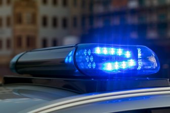 Gemeinde Pöhl sucht einen Poller-Dieb - Der Fall des Poller-Diebes der Gemeinde Pöhl wurde nun an die Polizei übergeben. 