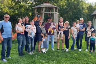 Gemeinde verteilt erstmals Baby-Begrüßungsgeld - 