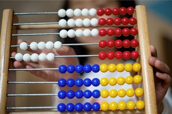 Gemeinderat Stützengrün will Zeichen setzen: Elternbeiträge in Kitas werden 2023 nicht erhöht - Die Gemeinde hat scharf nachgerechnet - und verzichtet auf die Erhöhung der Elternbeiträge ab Januar.