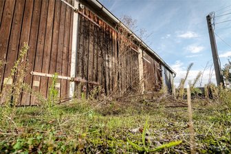 Gemeinderat Taura diskutiert über Garagenverträge - Garagen an der Mohsdorfer Straße in Burgstädt sind ein Schandfleck. Auch in Taura wird das Problem diskutiert.