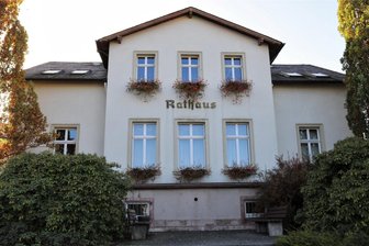 Gemeinderat von Niederwiesa beschließt Millionendarlehen - Der Stadtrat hat die Gemeindeverwaltung Niederwiesa ermächtigt, bei Bedarf ein Darlehen aufzunehmen.