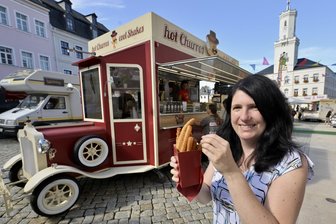 Genuss ohne Kofferpacken: Streetfood-Markt bringt Weltküche nach Schneeberg - 