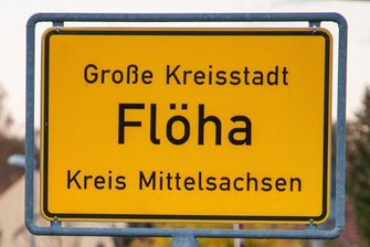 Geplante Entführung Lauterbachs: Fünf mutmaßliche Verschwörer und eine Spur nach Flöha - Am 13. Oktober 2022 wurde im mittelsächsischen Flöha die 75-jährige Elisabeth R. unter Terrorverdacht festgenommen.