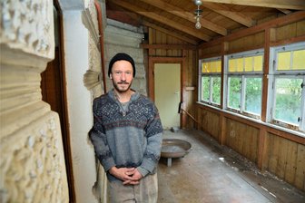 Geplatzter Traum: Warum ein Vogtländer die Sanierung einer historischen Villa aufgibt - René Eckert muss den Traum von der Sanierung der Gebauer-Villa in Eubabrunn begraben.