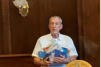 Gerhard Nöbel nimmt mit 80 Jahren Abschied vom Klingenthaler Stadtrat - Zum letzten Mal stand Gerhard Nöbel am Dienstagabend vor dem Klingenthaler Stadtrat. Über ein Vierteljahrhundert, davon 20 Jahre als Erster Stellvertretender Bürgermeister, prägte er die Kommunalpolitik der Stadt am Aschberg.