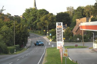 Geringswalde im März: Autofahrer müssen mit Verkehrsbehinderungen rechnen - Die Sanierung der Bundesstraße 175 geht ab Einmündung Rochlitzer Straße weiter.