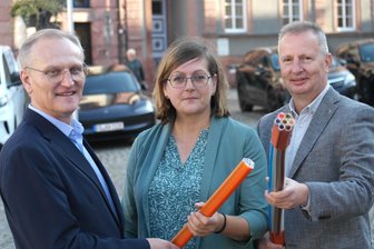 Geringswalde jetzt mit schnellem Internet unterwegs - Roland Warner, Sandra Fischer und Thomas Riedel (v. l.).