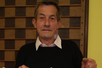 Geringswalder trauern um ehemaligen Mitspieler - Die Geringswalder Schachfreunde trauern um ihren langjährigen Weggefährten Bernd Hirsch.