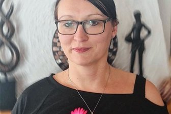 Geringswalderin erhält Auszeichnung für Ehrenamt - Yvonne Pohl wurde für ihr ehrenamtliches Engagement mit dem "Alternativen Frauentagspreis" geehrt. 