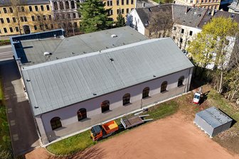 Gerüchte um die Glauchauer Jahnturnhalle: Was wahr ist und was nicht - Blick auf die Jahnturnhalle. Die große Halle im Gebäude musste gesperrt werden.