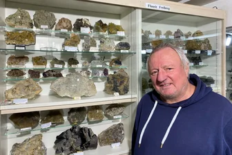 Geschichten aus der Tiefe in Flöha: Der Chemnitzer Elmar Müller und der Stoff, der Eisen biegsam macht - Das ist etwa die Auswahl an Fluoriten, mit denen Elmar Müller die Sonderausstellung der diesjährigen Mineralienschau in Flöha am 15. Februar bestückt. Der Sammler wird selbst anwesend sein und Fragen beantworten.