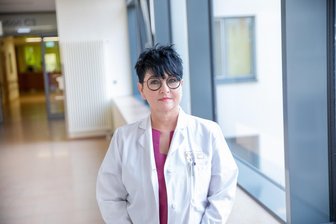 Gesundheitsakademie des Erzgebirgsklinikums widmet sich Krebs-Vorsorge - Dr. med. Elke Möbius spricht bei der Gesundheitsakademie zum Thema Koloskopie.