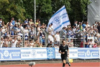 Gewalt in Nahost: Der Konflikt erreicht den Sport - Im August historisch im DFB-Pokal, nun aufgrund des Krieges in traurigen Schlagzeilen: Makkabi Berlin.
