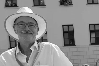 Gewaltsamer Tod des Chemnitzer Arztes Kleinertz: Was verbindet die drei Beschuldigten? - Nach dem Tod des Kardiologen Klaus Kleinertz schweigen die drei Beschuldigten auch Monate nach der Tat.