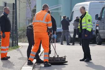 Gewaltsamer Tod des Chemnitzer Kardiologen: Staatsanwaltschaft will Anklage wegen Mordes erheben - An einem Sonntag wurde Klaus Kleinertz tot aufgefunden. Seit einem halb Jahr wird ermittelt. Selbst in der Kanalisation wurde nach Spuren gesucht.