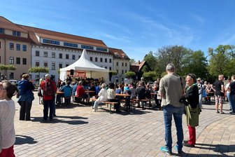 Gewerkschaften laden zur Maifeier auf dem Freiberger Schlossplatz ein - Wie vor zwei Jahren ist zur Maifeier auf dem Schlossplatz gutes Wetter angesagt.