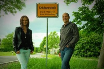 Gewinner des Kreiswettbewerbes "Unser Dorf hat Zukunft" steht fest - Konnten die Jury begeistern: Schönerstadts Ortsvorsteherin Susan Leithoff und ihr Stellvertreter Uwe Klöden. 