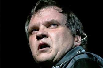 Gigant der Gänsehaut: Ein Nachruf auf Rock-Musiker Meat Loaf - Meat Loaf 2003 bei einem Auftritt in Hamburg. 