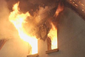 Glauchau: Feuer an der Albertstraße - Ursache unklar -