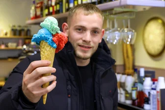Glauchauer Eismanufaktur muss schließen - Sebjan Ukpeay muss seine Eismanufaktur in Glauchau schließen.