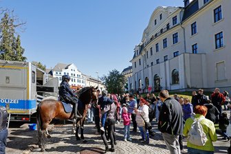 Glauchauer nehmen Polizeirevier in Beschlag - Die Polizei hat am Mittwoch zu einem Familientag nach Glauchau eingeladen.