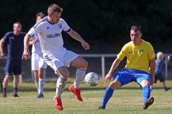 Glauchauer sind auf Wiederholung aus - Das Lazarett füllt sich: Willy Schad (links) wird dem VfB Empor Glauchau in den nächsten Wochen fehlen. 