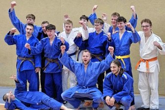 Gleich vier Ippon-Siege zum Saisonauftakt - Rodewischer Judo-Jubel zum Saisonauftakt: Beide Teams gewannen ihre zwei Auftaktkämpfe. 