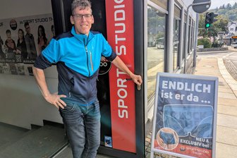 Glück-auf-Schlüpfer im Erzgebirge: Wenn der Steiger von der Unterhose grüßt - Roy Messig ist Inhaber eines Sportfachgeschäfts in Thum. Er bietet unter anderem ganz spezielle Unterwäsche an.