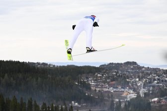  Joergen Graabak aus Norwegen wurde bei der Nordischen Kombination disqualifiziert.
