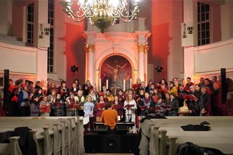 Gospelprojekt erlebt nach sechs Jahren in Zschopau eine Neuauflage - Unter der Anleitung von Jonathan Leistner wurde am Mittwochabend noch einmal in der Zschopauer Kirche geprobt.