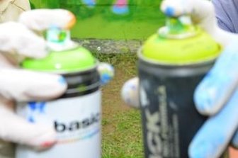 Graffiti als Projekt in Annaberg - An der Alten Brauerei entsteht Kunst mit Spraydosen.
