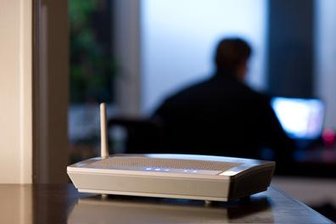 Gravierende Sicherheitslücke macht PCs und Netzwerkgeräte angreifbar - 