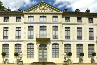 Greizer Sommerpalais verlängert Satiricum-Ausstellung - Das Sommerpalais in Greiz.