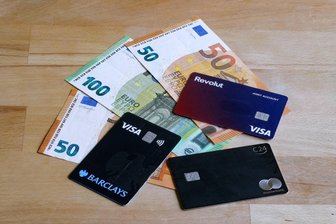 „Grenzt an Erpressung“: Ärger um beliebte Kreditkarte - Was Kunden jetzt wissen sollten - Viele Barclays-Karteninhaber erhalten derzeit Post mit der Aufforderung, neuen Konditionen zuzustimmen.