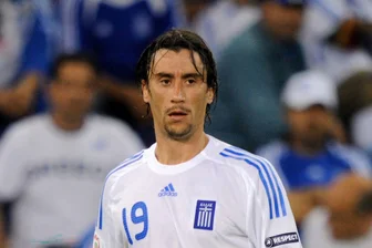 Griechischer Ex-Fußballer an Nervenkrankheit ALS gestorben - Paraskevas Antzas ist an der seltenen Nervenkrankheit ALS gestorben. 