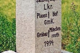 Grobau lange Zeit Grenzland - Der Drei-Freistaaten-Stein.