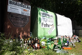 Größerer Müllcontainer für Plauener Südvorstadt vorgesehen - Immer wieder sind Containerstandorte in Plauen zugemüllt. In der Südvorstadt soll sich nun bald etwas tun.